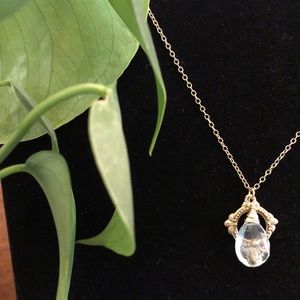 Attic Treasure Necklace - Foamy Wader